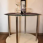 Renata شقة *