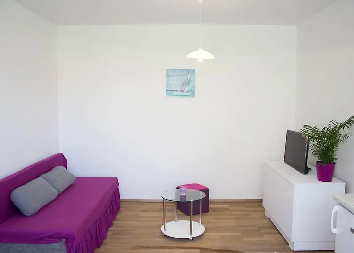 아파트 Renata 비오그라드나모루